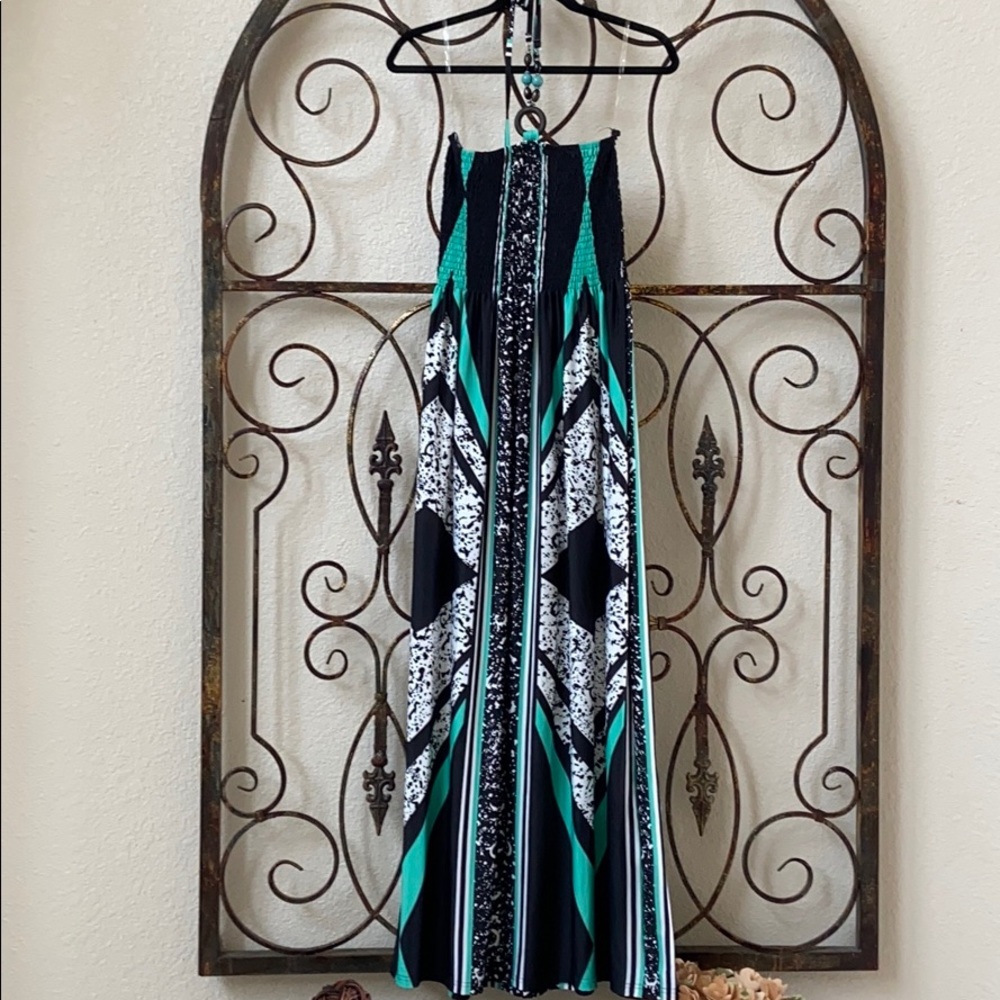 Beautiful long ruched black / green dress